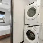 Cozysuites Mass With Parking Lounge & Roof Deck #32