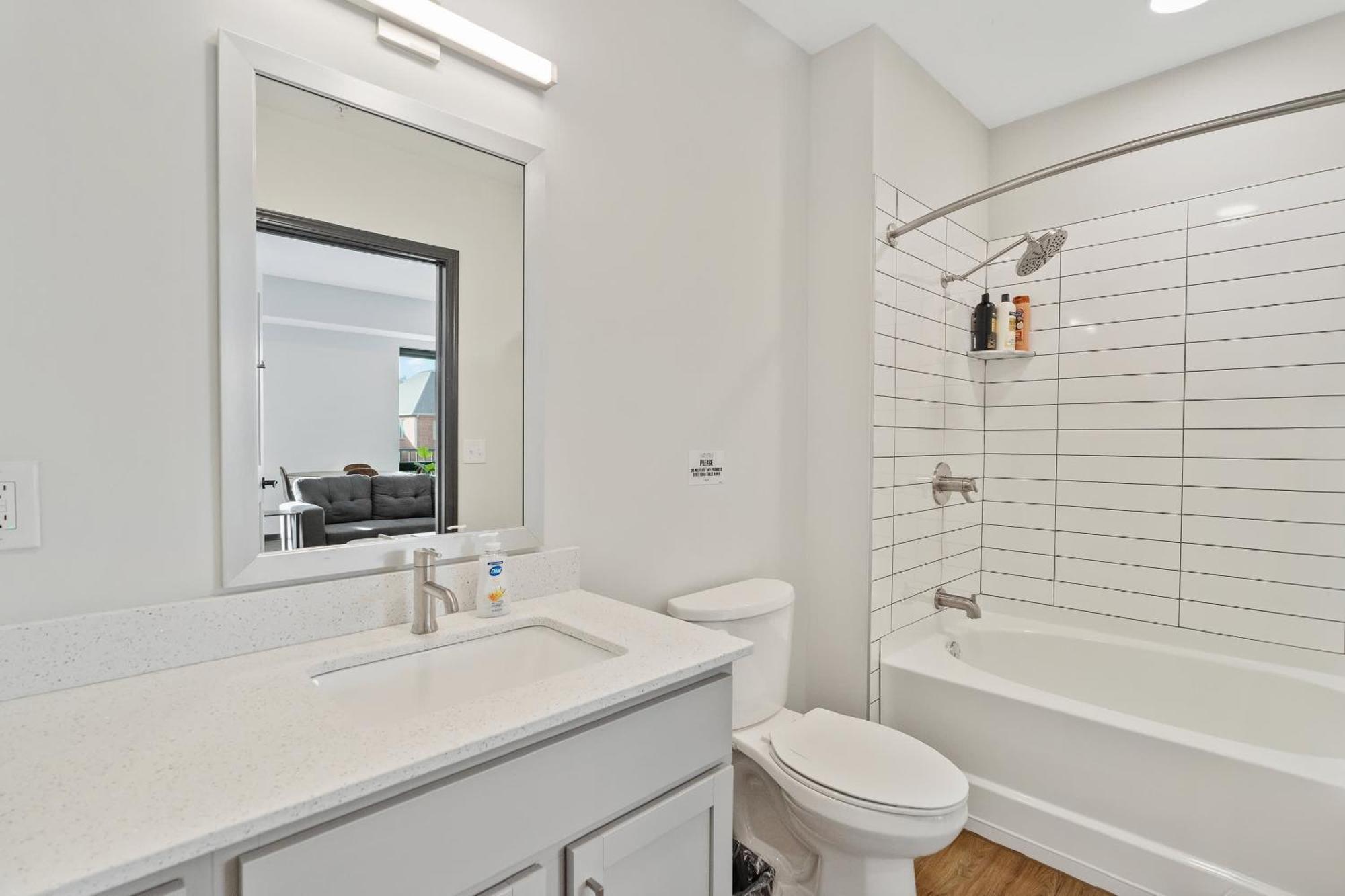 Cozysuites Mass With Parking Lounge & Roof Deck #32 Apartment *