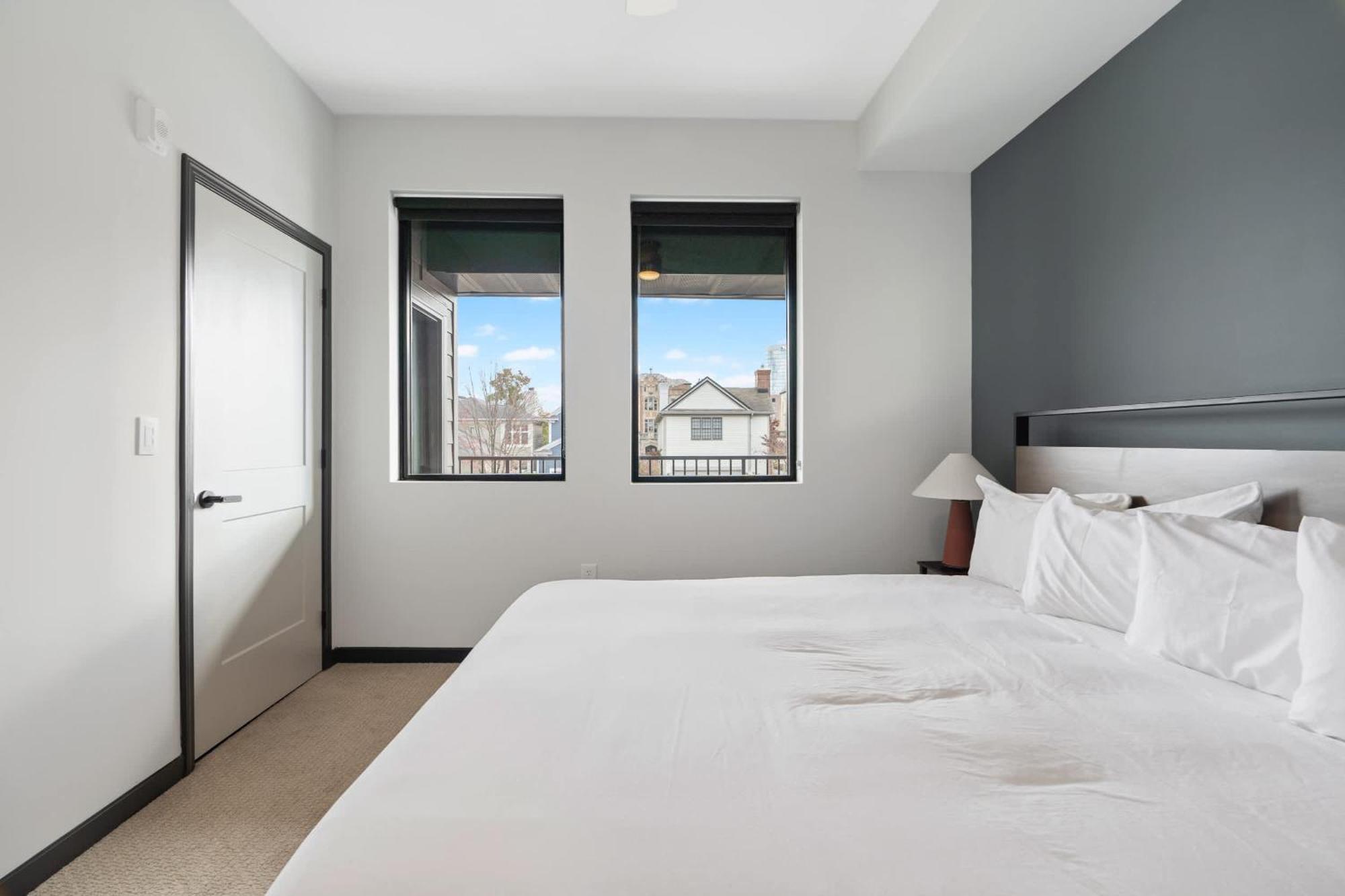 Apartment Cozysuites Mass With Parking Lounge & Roof Deck #32