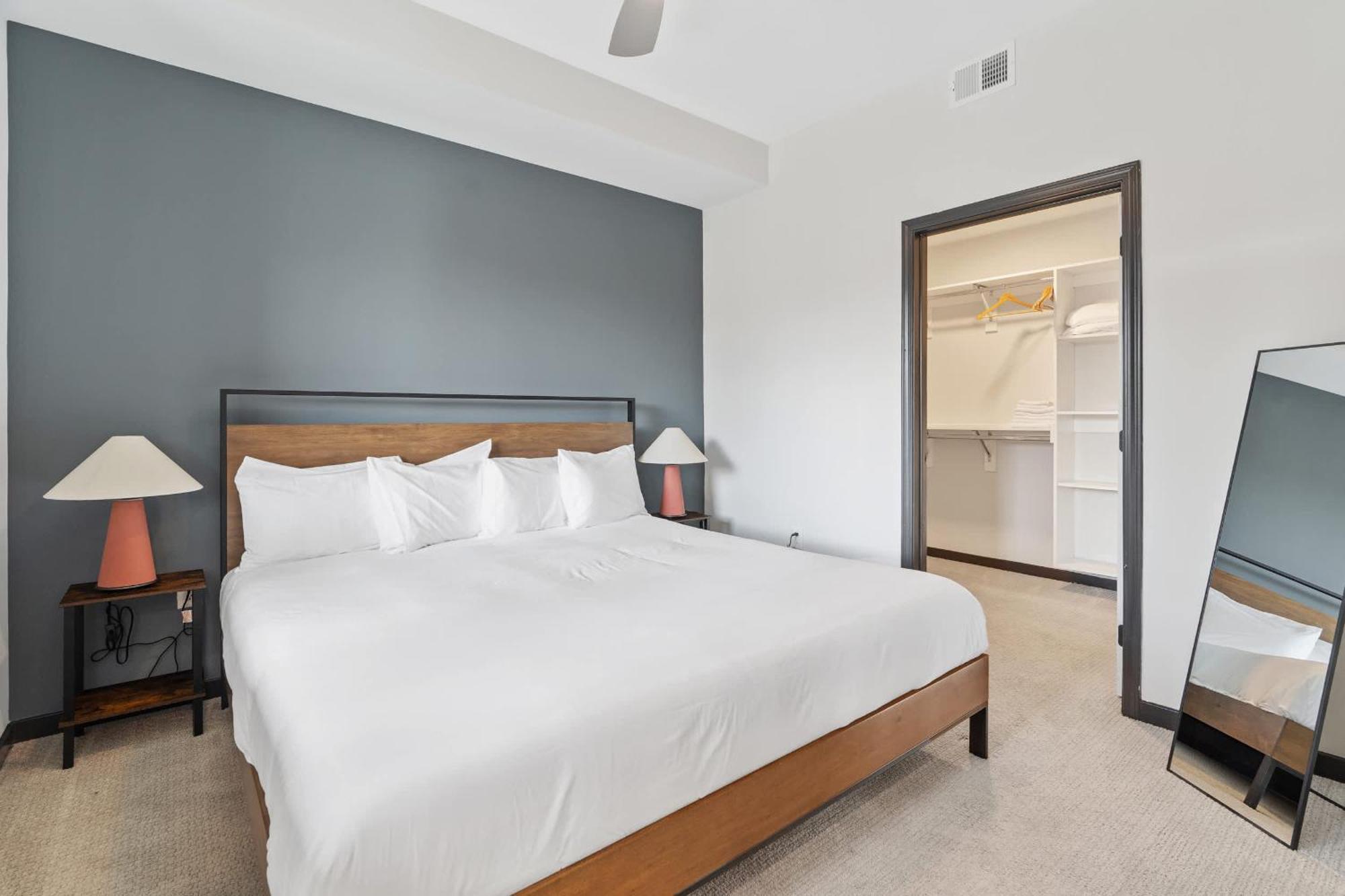 Apartment Cozysuites Mass With Parking Lounge & Roof Deck #32 *